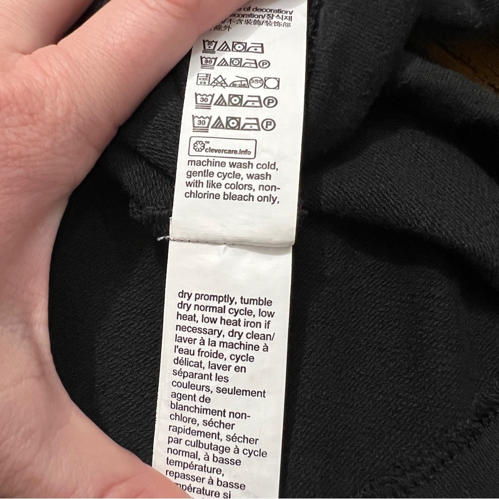 SOLD- Calvin Klein Cropped Black Hoodie Logo Size Small - Picture 9 of 10